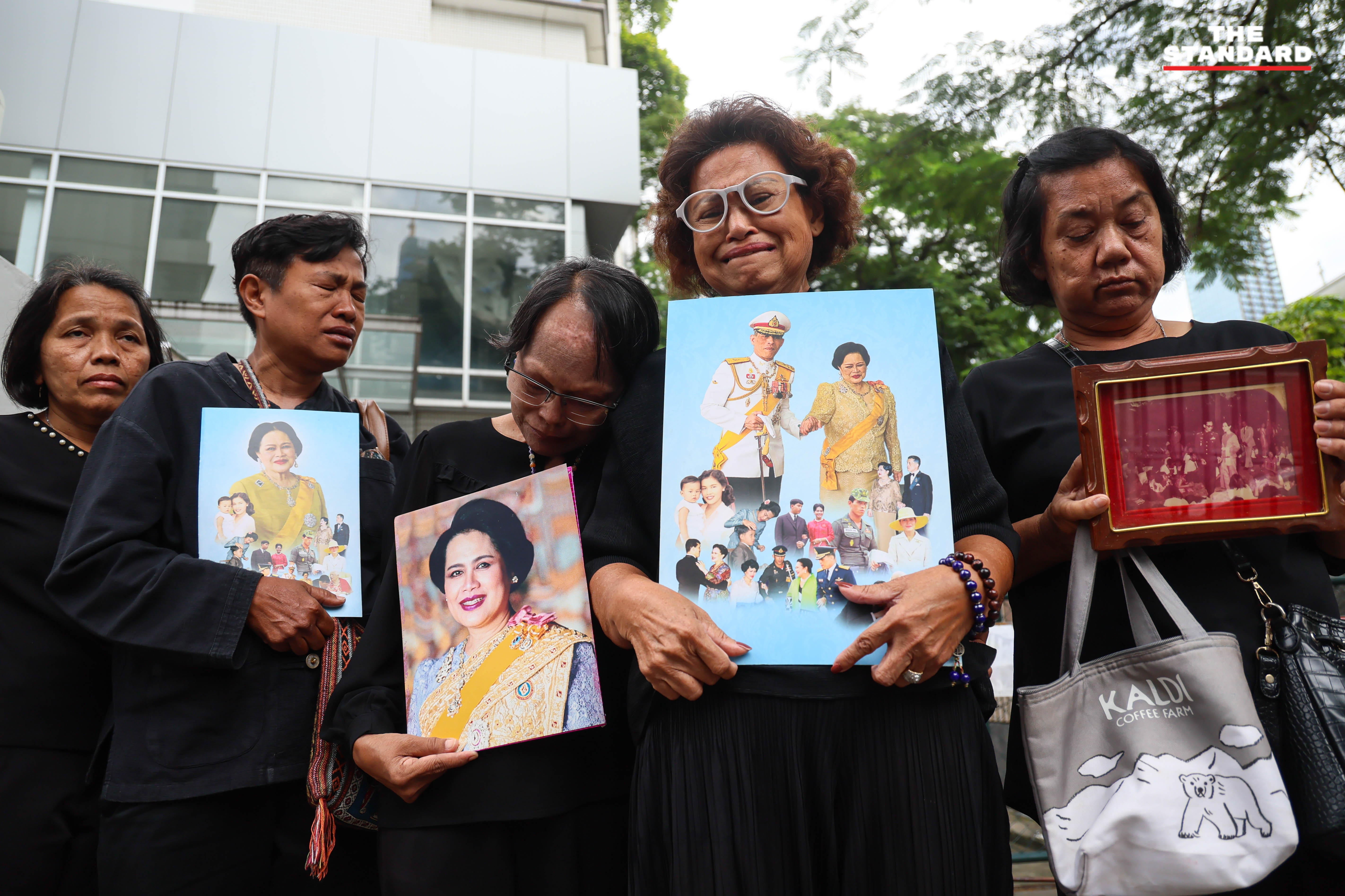 โรงพยาบาลจุฬาลงกรณ์ สภากาชาดไทย ถวายความอาลัย