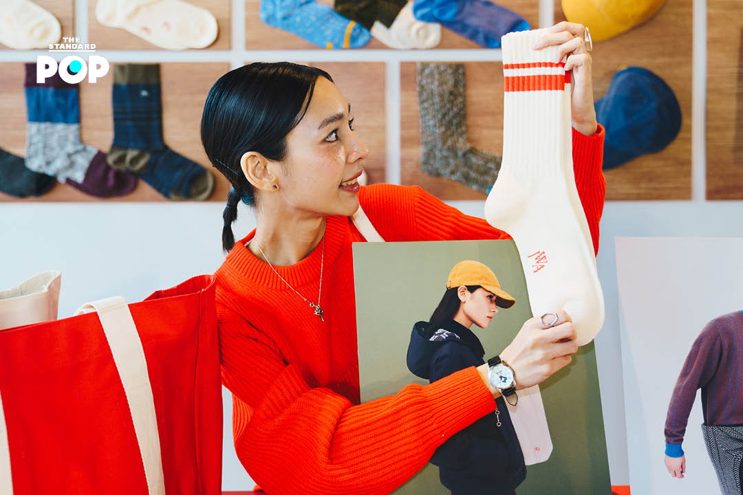 7 THINGS WE LOVE ABOUT X UNIQLO and JW ANDERSON FALL/WINTER 2025 เติมความอบอุ่นด้วยไลฟ์แวร์สีสันสดใสสไตล์อังกฤษ 12
