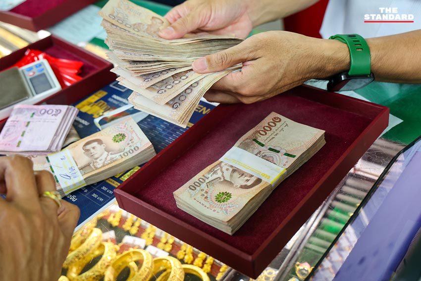 เยาวราชคึกคัก! ประชาชนแห่ 'ซื้อทองคำ'