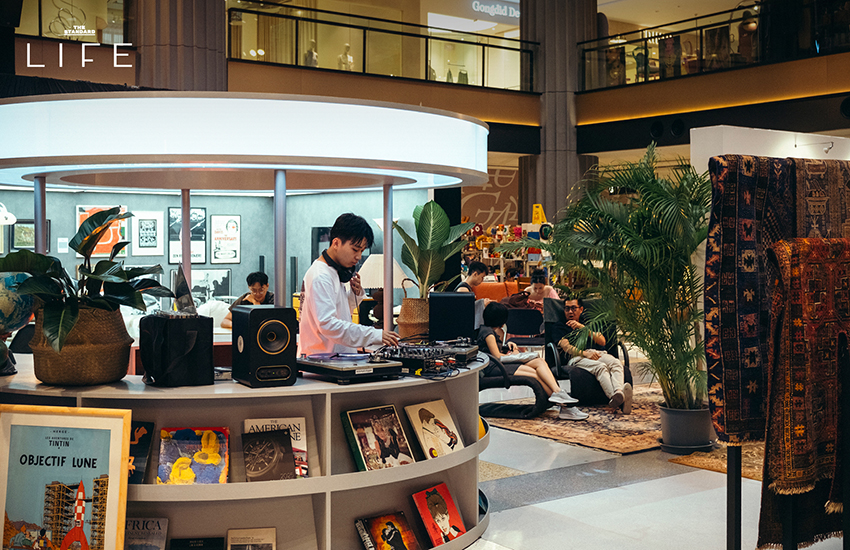 Vintage Revival คอนเซปต์ The Found & Reels