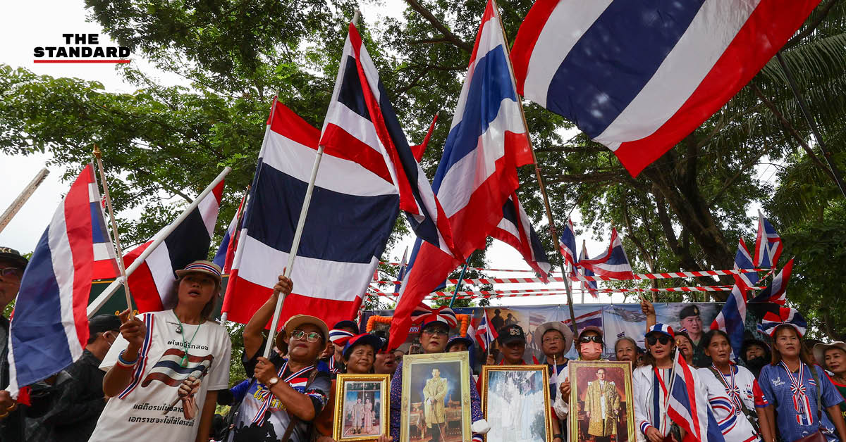 srakaeo-border-rally-national-anthem-sovereignty