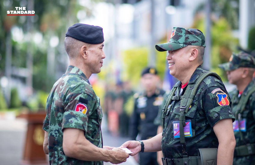 พิธีส่งกำลังพลกองทัพบก