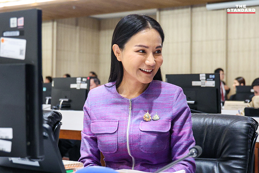 นายกฯอนุทิน นำประชุม ครม. ขอบคุณทีมรัฐมนตรีลงพื้นที่ดูแลประชาชน ตั้ง เอกนิติ เป็นประธานคณะทำงานยุทธศาสตร์เจรจาการค้ากับสหรัฐฯ 16