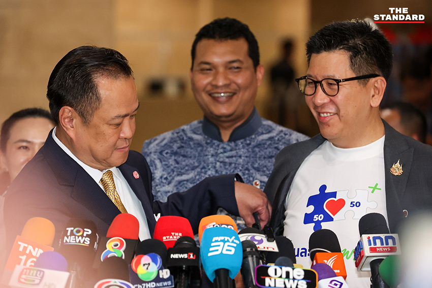 อนุทิน นำประชุม ครม.เศรษฐกิจ นัดแรก มั่นใจ 4 เดือน เศรษฐกิจ ไทย เติบโต - แก้ปัญหาปากท้องได้ นัดประชุมบ่ายวันจันทร์ทุกสัปดาห์ 1