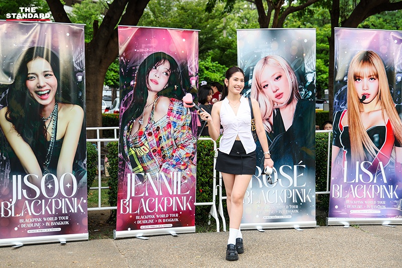 คอนเสิร์ต BLACKPINK ขอความร่วมมือ แต่งกายขาว-ดำ 3