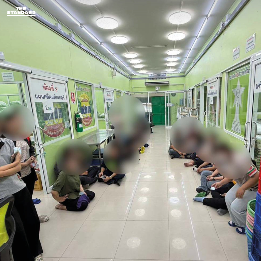 ตำรวจ-อย.บุกทลายแหล่งผลิตยาดมสมุนไพรดัง พบลักลอบผลิตนอกสถานที่ขออนุญาต ยึดของกลางกว่า 2.3 ล้านชิ้น มูลค่า 100 ล้านบาท 4