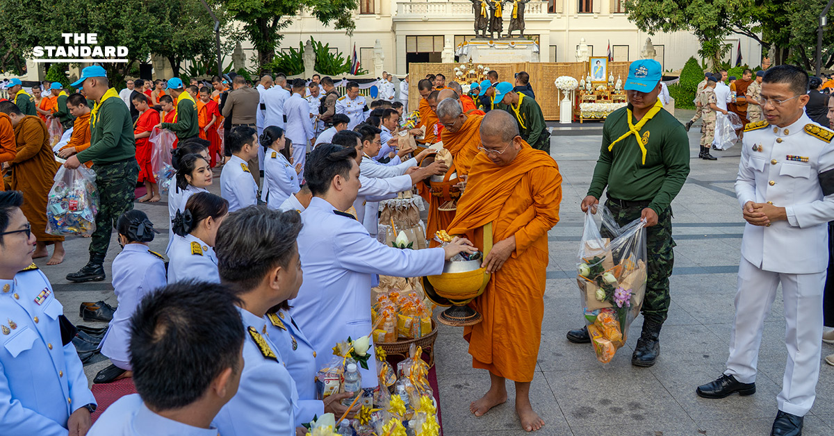 เชียงใหม่จัดพิธีตักบาตร 7 วัน ถวายพระราชกุศล สมเด็จพระพันปีหลวง ผสมผสาน วัฒนธรรมล้านนา