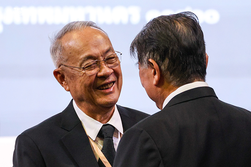 จุลพันธ์ เต็งหนึ่งนำทัพเพื่อไทยคนใหม่ สู้เลือกตั้ง ‘ประเสริฐ’ หวนนั่งเก้าอี้เลขาธิการพรรค ด้าน ‘วราเทพ’ เปิดตัวย้ายซบ รังเก่า 2