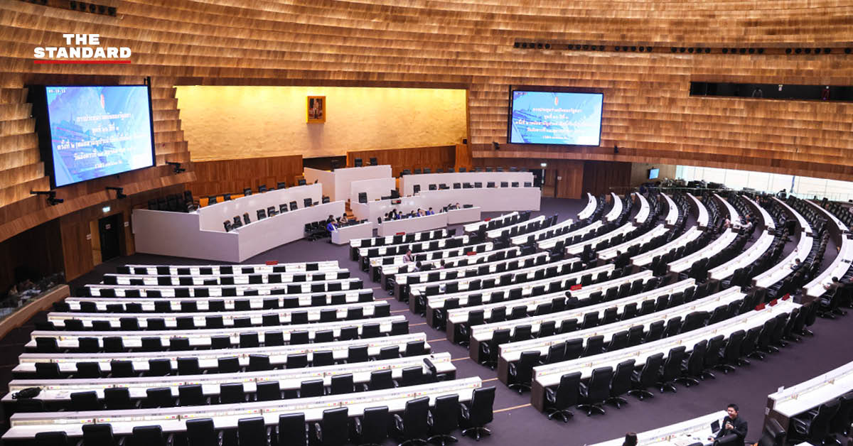 เริ่มประชุม รัฐสภา วาระพิจารณา ร่างแก้ไข รัฐธรรมนูญ ล่าช้ากว่าเวลานัดราว 40 นาที หลังองค์ประชุมไม่ครบ