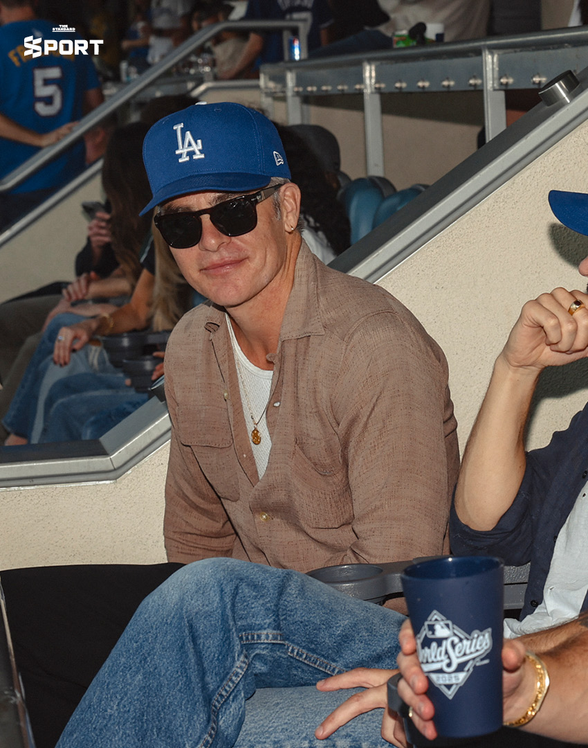 คนดังแห่ชมเวิลด์ซีรีส์ดอดเจอร์ส ปะทะ บลูเจย์ส ที่ แอลเอ 3