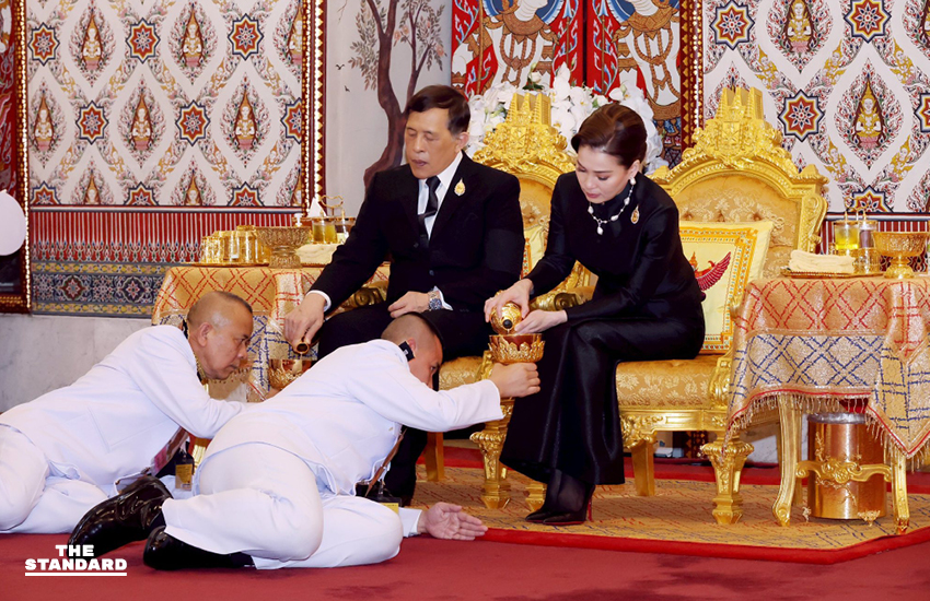 ในหลวง พระราชินี ทรงบำเพ็ญพระราชกุศลถวายพระบรมศพ สมเด็จพระพันปีหลวง เป็นวันที่ 3 6