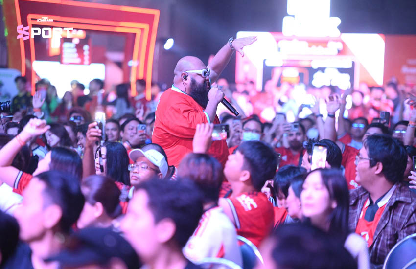 MONOMAX ปลุกความมัน ศึกแดงเดือด กลางกรุง 4