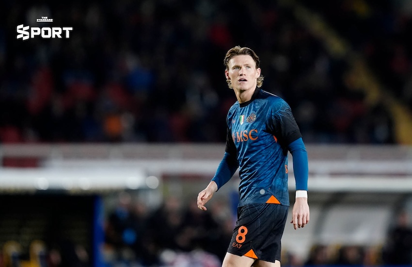 ชุดฮาโลวีน ของ นาโปลี ในเกมเฉือน เลชเช 1-0 1