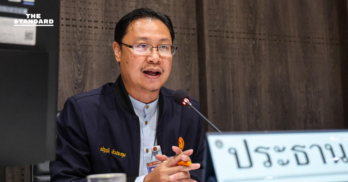 ณัฐวุฒิตั้งคณะทำงานพิจารณาประเด็นเห็นต่างแก้รัฐธรรมนูญ ชี้ กมธ. ต้องใช้เวลาอย่างน้อย 10 ครั้ง ย้ำทำเต็มที่ให้เร็วที่สุด คาดแล้วเสร็จ พ.ย.นี้