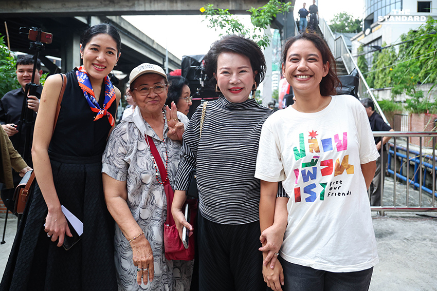 19 ปี ‘นวมทอง ไพรวัลย์’ ประชาชน-คนการเมือง ร่วมรำลึกสดุดี วีรชนรัฐประหาร 2549 3