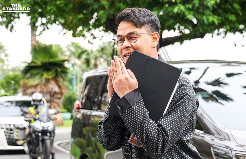 พิพัฒน์ นำประชุม ครม. แทนนายกฯ อนุทินครั้งแรก เคาะพลังงานชงลดค่าไฟฟ้าประชาชน กสทช.เสนอเน็ตคนละครึ่งใช้นาน 3 รอบบิล 6