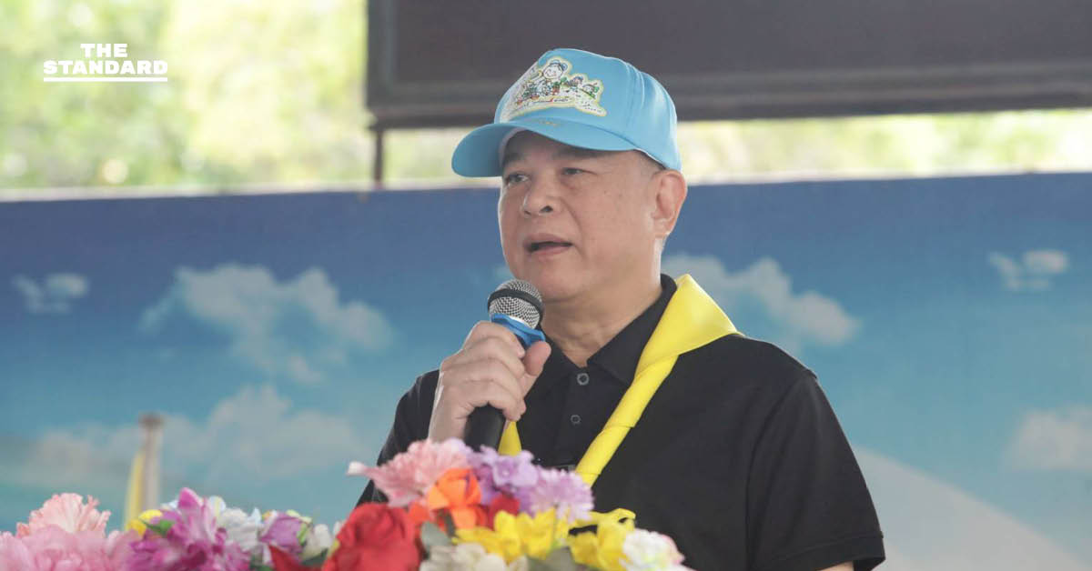 พีระพันธุ์ ร่วมกิจกรรมจิตอาสา 904 น้อมส่งเสด็จสู่สวรรคาลัย พัฒนาแหล่งพักผ่อนชายทะเล บางขุนเทียน