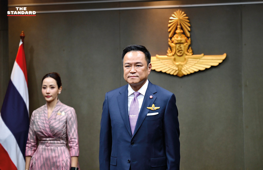 นายกฯ รับมอบเครื่องหมายความสามารถในการบินชั้นกิตติมศักดิ์ กองทัพอากาศ เชิดชูเป็นผู้ดำรงตำแหน่งสำคัญในราชการ-ทำคุณประโยชน์ด้านการบิน 3