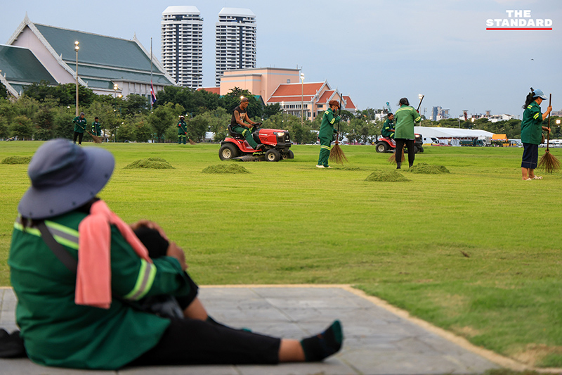หลายภาคส่วน เตรียมความพร้อมเส้นทางเคลื่อนพระบรมศพ พระพันปีหลวง 26 ต.ค. 4