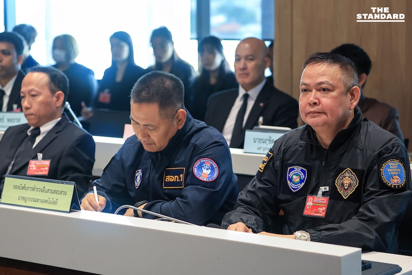 โรม เสียดาย ‘ธรรมนัส-นฤมล’ ไม่มาแจง กมธ. ปม เอี่ยวสแกมเมอร์หรือไม่ เตรียมเสนอญัตติด่วน กดดัน ‘อนุทิน’ เร่งจัดการก่อนปิดสภา 2