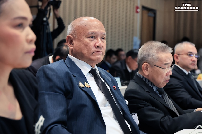 โรม เสียดาย ‘ธรรมนัส-นฤมล’ ไม่มาแจง กมธ. ปม เอี่ยวสแกมเมอร์หรือไม่ เตรียมเสนอญัตติด่วน กดดัน ‘อนุทิน’ เร่งจัดการก่อนปิดสภา 8