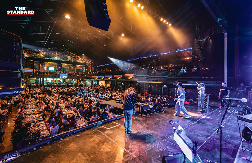 ‘Sunday Lunch & Live’ โปรเจกต์ใหม่จาก หนุ่มเมืองจันท์- สุพจน์ เปลี่ยน โรงเบียร์เยอรมันตะวันแดงให้กลายเป็นเวทีคอนเสิร์ตมื้อเที่ยง 6
