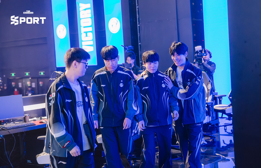 T1 ปิดซีรีส์ AL สุดมัน 3-2 คว้าตั๋วใบสุดท้าย สู่รอบรองฯ Worlds 2025 8