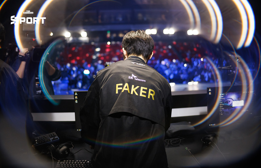 T1 ปิดซีรีส์ AL สุดมัน 3-2 คว้าตั๋วใบสุดท้าย สู่รอบรองฯ Worlds 2025 9