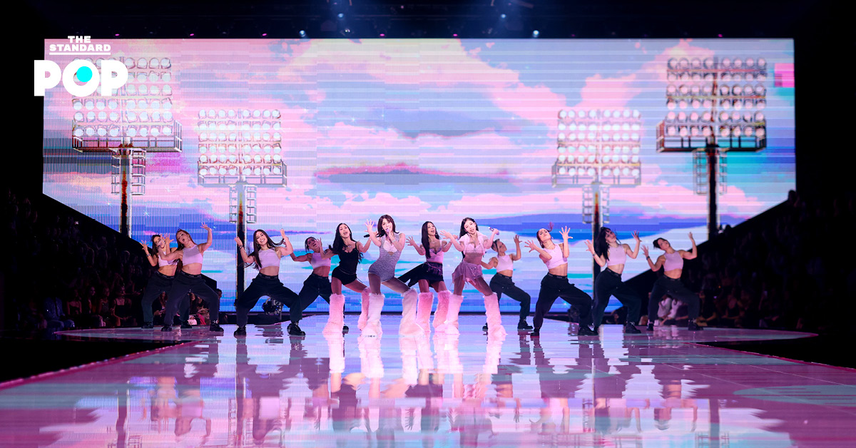 TWICE ขึ้นแสดงบนรันเวย์ Victoria’s Secret Fashion Show 2025