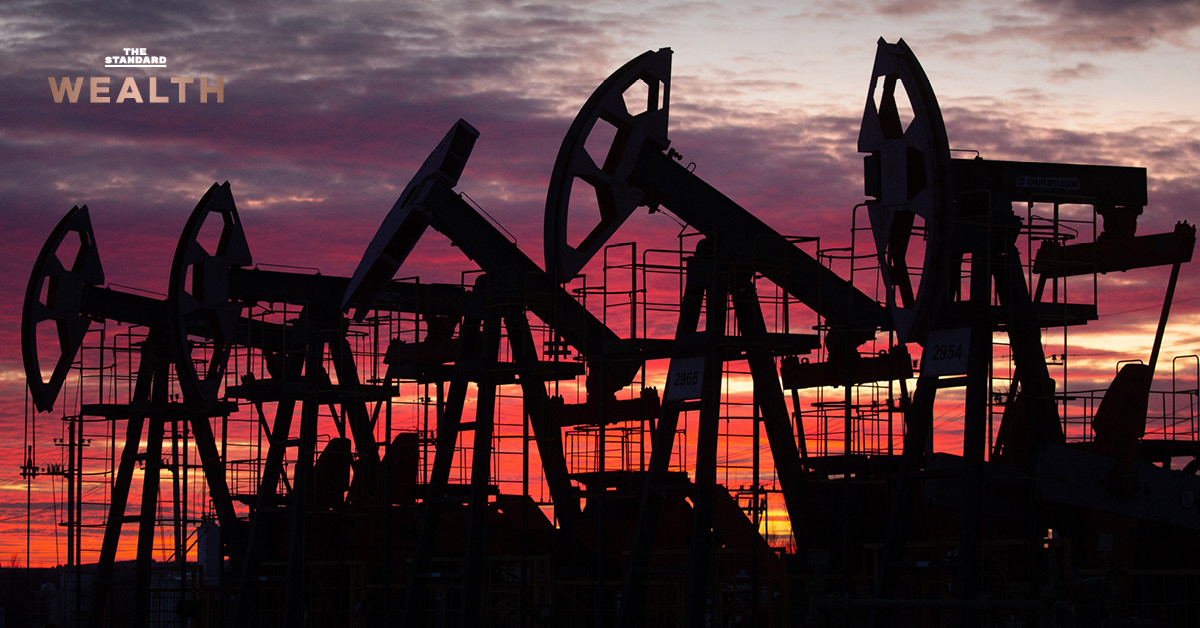 สหรัฐฯ ยกเลิกเพดานราคา คว่ำบาตร ‘Rosneft-Lukoil’ ยักษ์น้ำมันรัสเซียโดยตรง ดันราคาน้ำมันโลกดีดตัว 5.6%