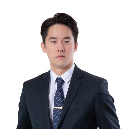 Speaker: กฤต กุลหิรัญ