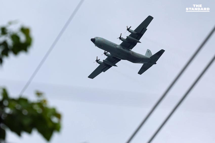 สัมผัสอากาศเย็น ชวนสังเกตเครื่องบินบินผ่านเขตเมือง รับลมหนาว