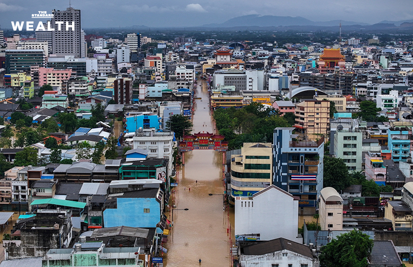 ความเสียหายจากน้ำท่วมในย่านธุรกิจใจกลางเมืองหาดใหญ่