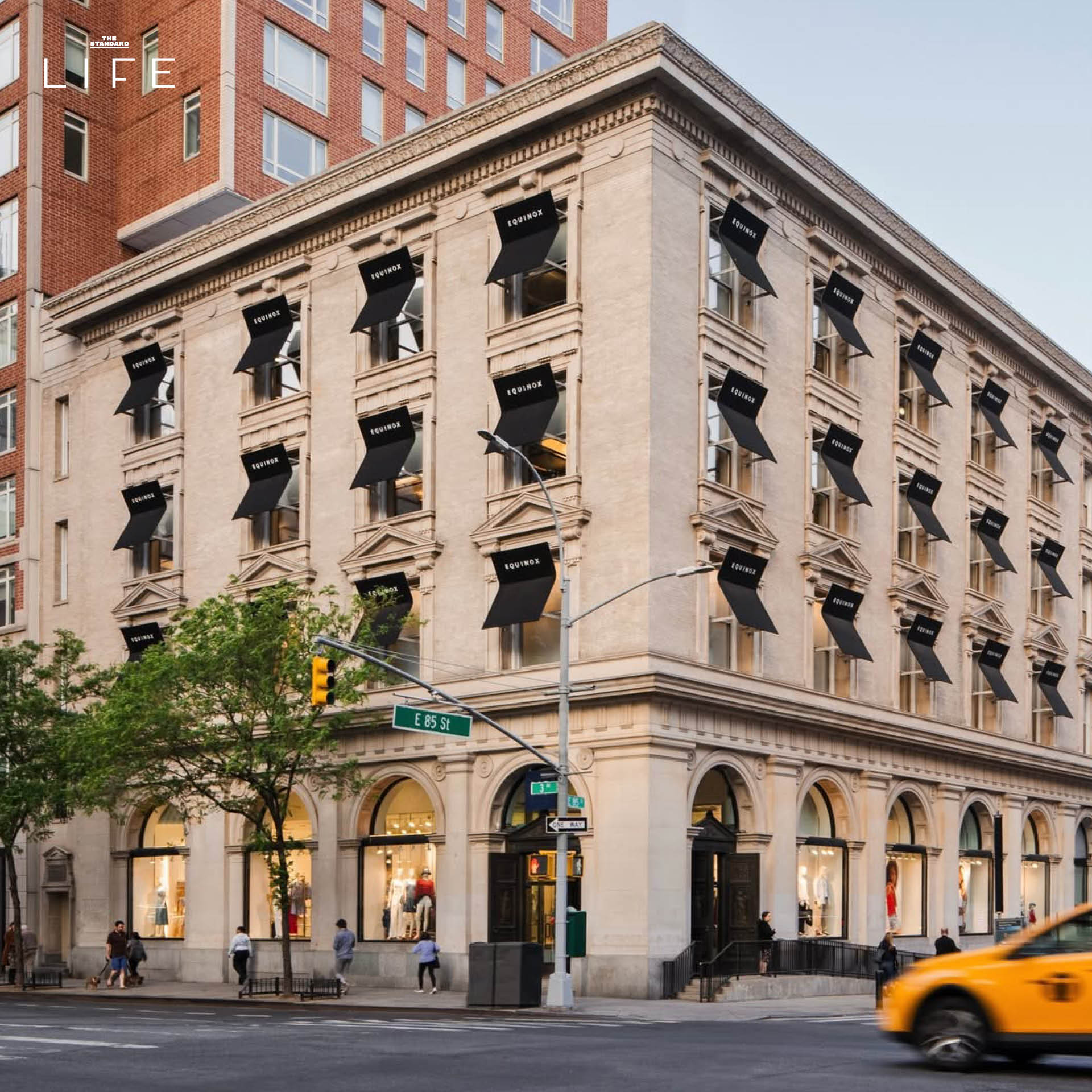 Equinox ฟิตเนสไฮเอนด์