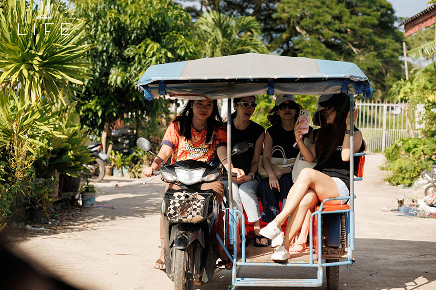 Curve BKK และ SHISEIDO คู่กัน