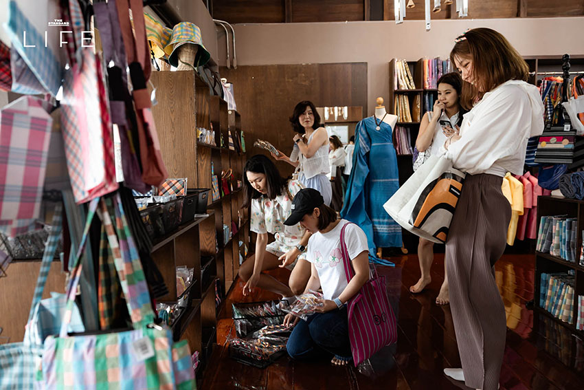 Curve BKK และ SHISEIDO คู่กัน