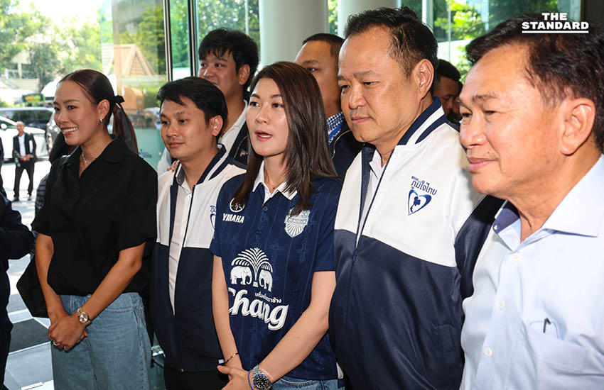 อนุทินนำประชุม ภูมิใจไทย เปิดตัวบ้านใหญ่ ฝันเลือกตั้งครั้งหน้า ประชาชนมั่นใจ-ไว้ใจเลือกเป็นอันดับ 1 2