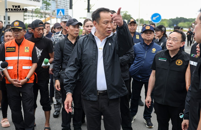 อนุทินลงพื้นที่ **หาดใหญ่** ย้ำเร่งคืนร่าง-เยียวยาผู้เสียชีวิต คุย-ปรับความเข้าใจ **นายกฯแป้น**แล้ว ยืนยันขอรับผิดชอบเหตุการณ์ทั้งหมดเอง 5