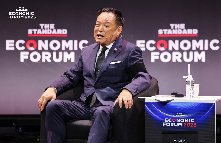 อนุทินเข้าร่วม THE STANDARD ECONOMIC FORUM 2025 พร้อมแสดงวิสัยทัศน์ ประเทศไทยในโลกใหม่ 2