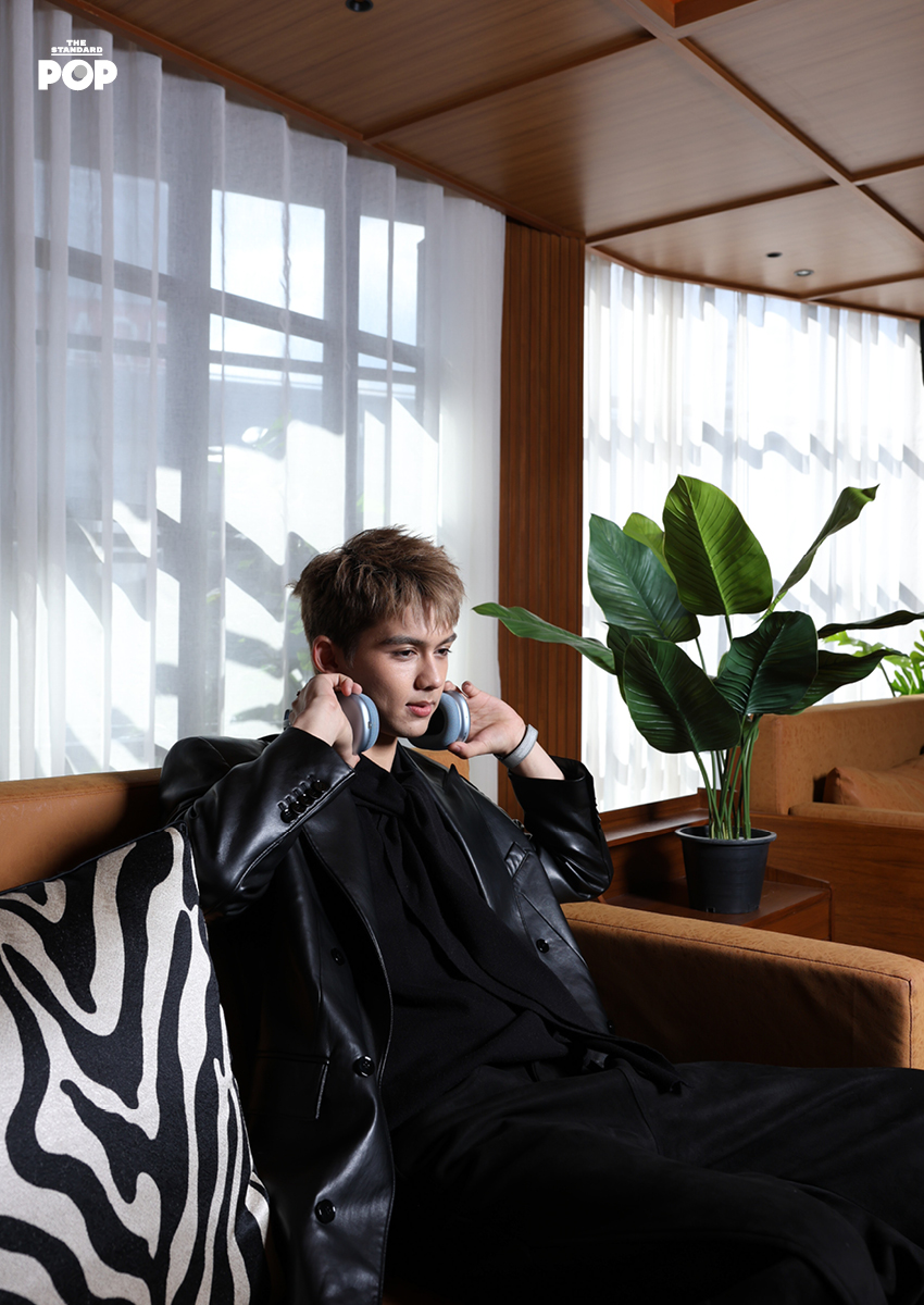 Apple จัดงานเปิดตัวอัลบั้มทริบิวต์ Ours Ever - a Tribute to COCKTAIL 6