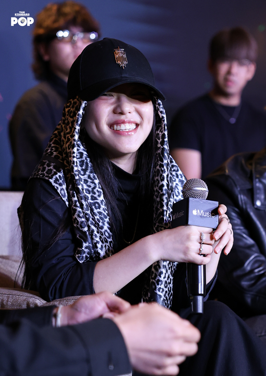 Apple จัดงานเปิดตัวอัลบั้มทริบิวต์ Ours Ever - a Tribute to COCKTAIL 7