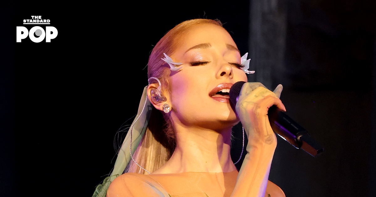 Ariana Grande ย้ำให้แฟนๆ แน่ใจอีกครั้งว่าเธอไม่มีแผนจะเลิกทำเพลง