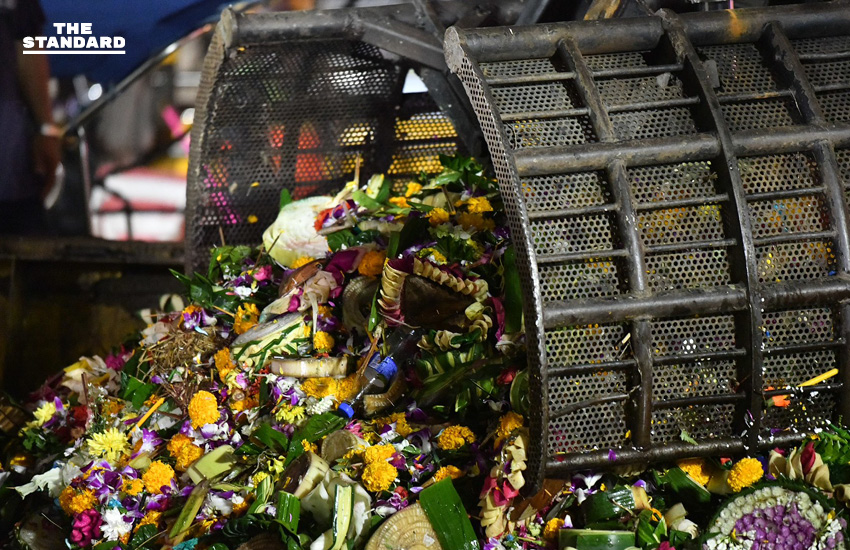 กทม.ลุยเก็บขยะกระทงข้ามคืน คาดยอดกระทงปี 68 ลดลง 1