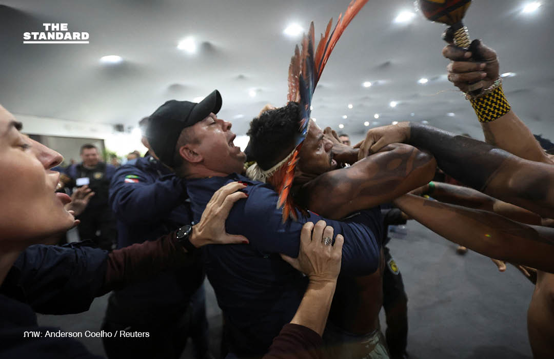 “พวกเรากินเงินไม่ได้” ชนพื้นเมืองบราซิลบุกประท้วง ปมป่าแอมะซอนถูกรุกราน กลางการประชุม COP30 4