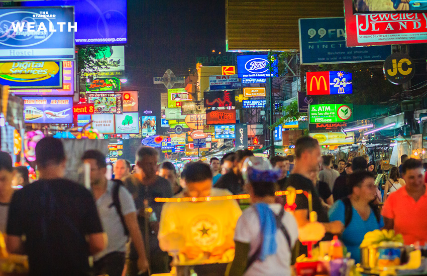 ฟังเสียงสะท้อนภาคธุรกิจ จี้รัฐทบทวน พ.ร.บ.แอลกอฮอล์ ใหม่ ยกเลิก กฎ ‘นั่งดื่มนอกเวลาขาย’ เสี่ยงซ้ำเติมเศรษฐกิจ 6 แสนล้านบาท 3