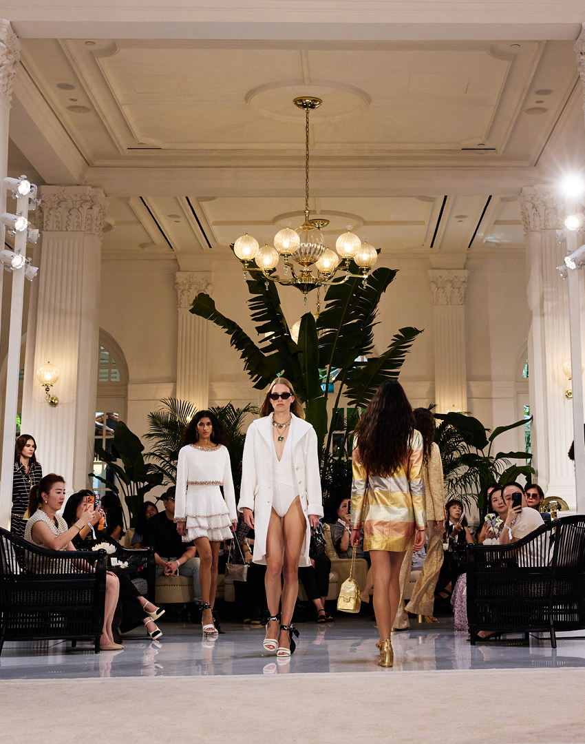 CHANEL CRUISE IN SINGAPORE แฟชั่นโชว์ ณ โรงแรมระดับตำนาน Raffles Singapore 2
