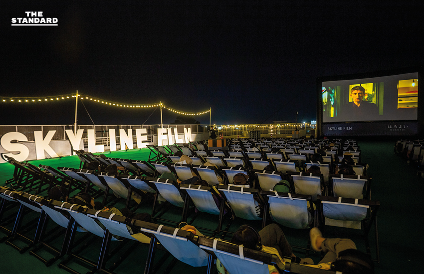 ดูหนังบนดาดฟ้าครั้งแรกของเชียงใหม่ เซ็นทรัลจัดกิจกรรมรับลมหนาว ต่อยอดเป็นพื้นที่แสดงผลงานนักศึกษา 5