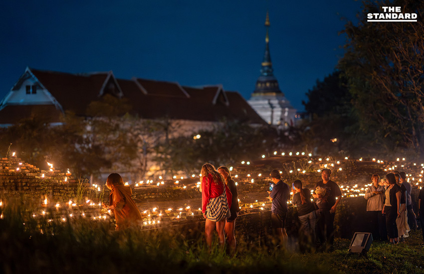 ‘ต๋ามผางปะตี้ด ส่องฟ้า ฮักษาเมือง’ จุดประทีปกว่าหมื่นดวงรอบคูเมืองเชียงใหม่ สืบสาน ประเพณียี่เป็งล้านนา 1