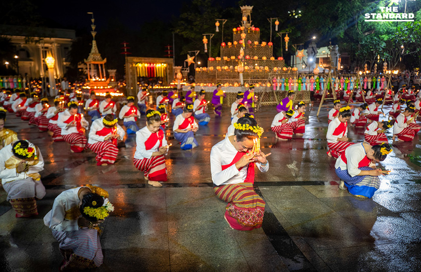‘ต๋ามผางปะตี้ด ส่องฟ้า ฮักษาเมือง’ จุดประทีปกว่าหมื่นดวงรอบคูเมืองเชียงใหม่ สืบสาน ประเพณียี่เป็งล้านนา 4