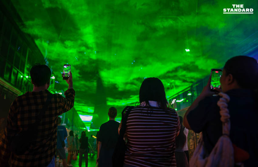 เชียงใหม่เปิดซุ้มไฟ ‘ทิพยรัศมีเวียงพิงค์’ ต้อนรับ ยี่เป็ง 68 1